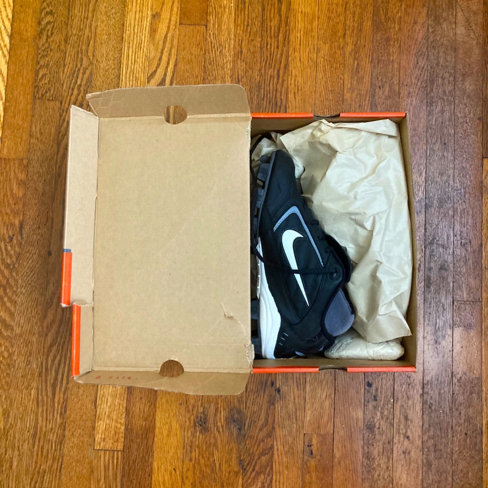 New Nike kids MCS KEYSTONE (BG) Cleats size 6Y